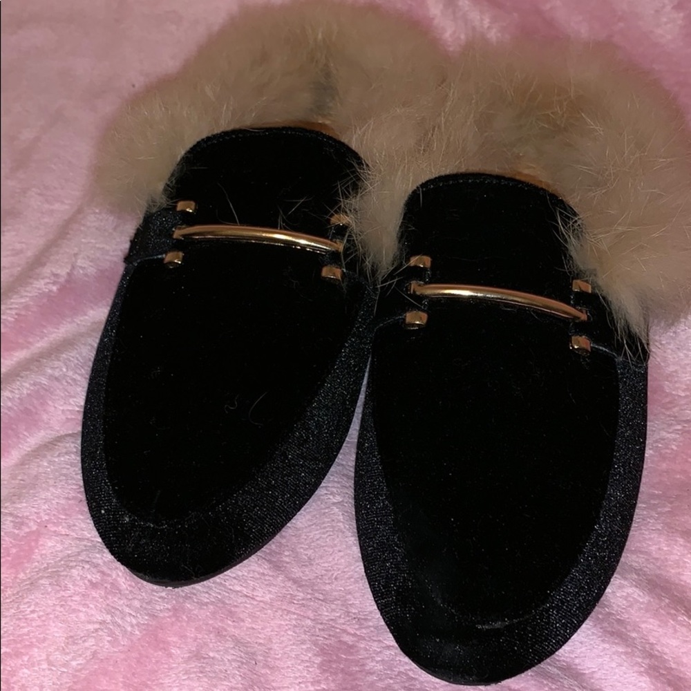 Faux fur slide-ons.